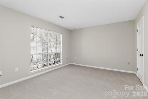 5009 Sharon Road Charlotte NC 28210