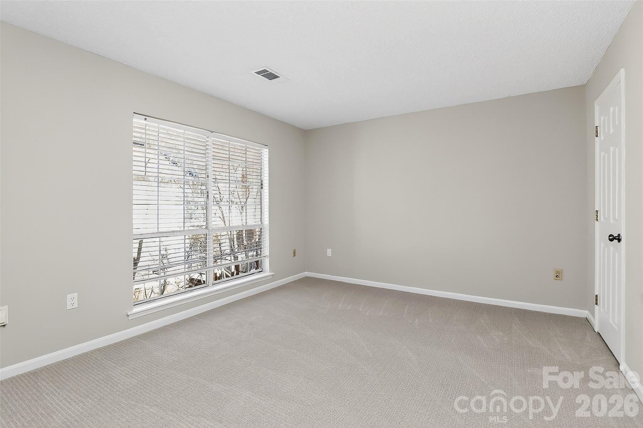 5009 Sharon Road Charlotte NC 28210