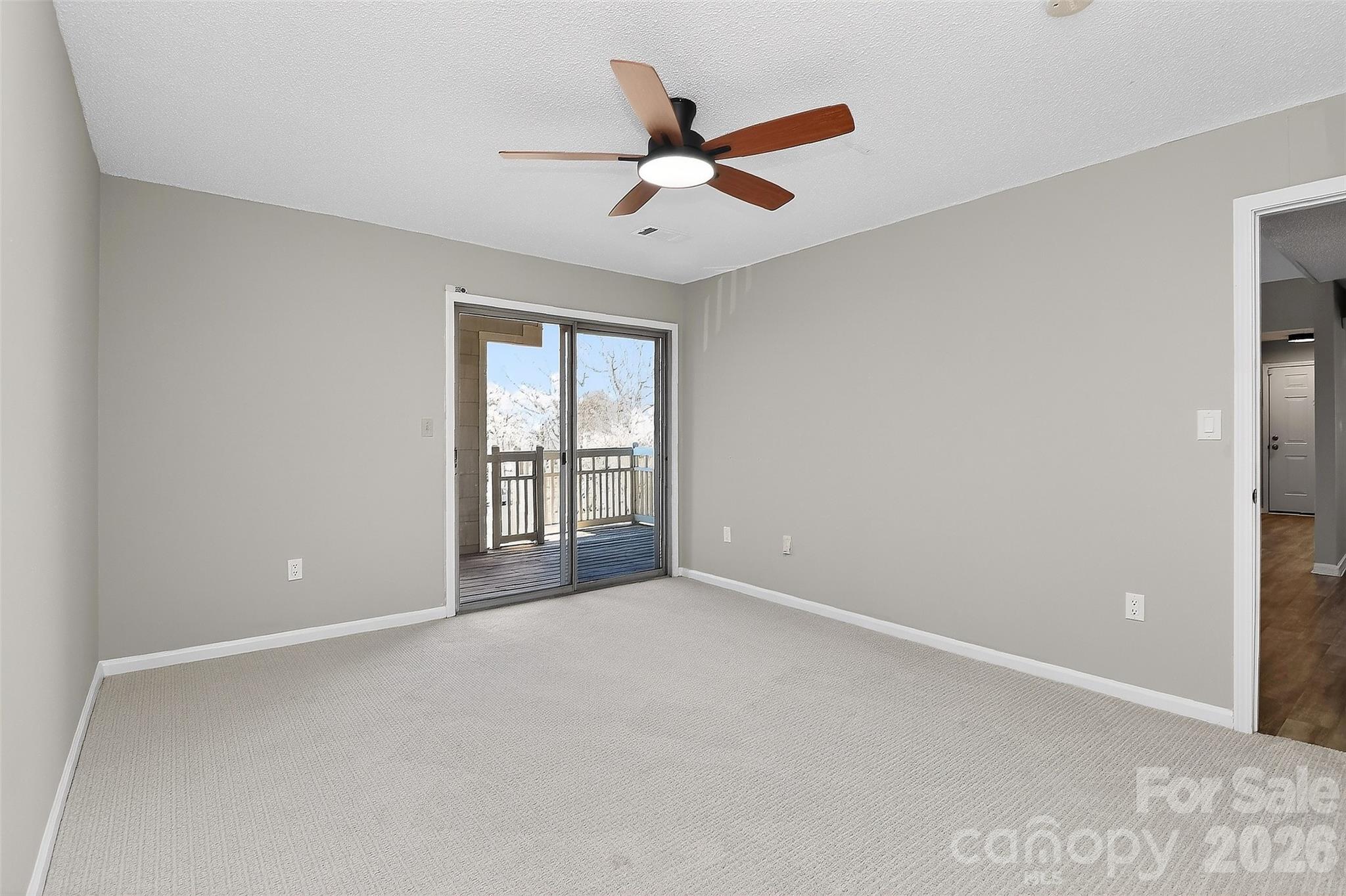 5009 Sharon Road Charlotte NC 28210