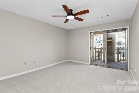 5009 Sharon Road Charlotte NC 28210