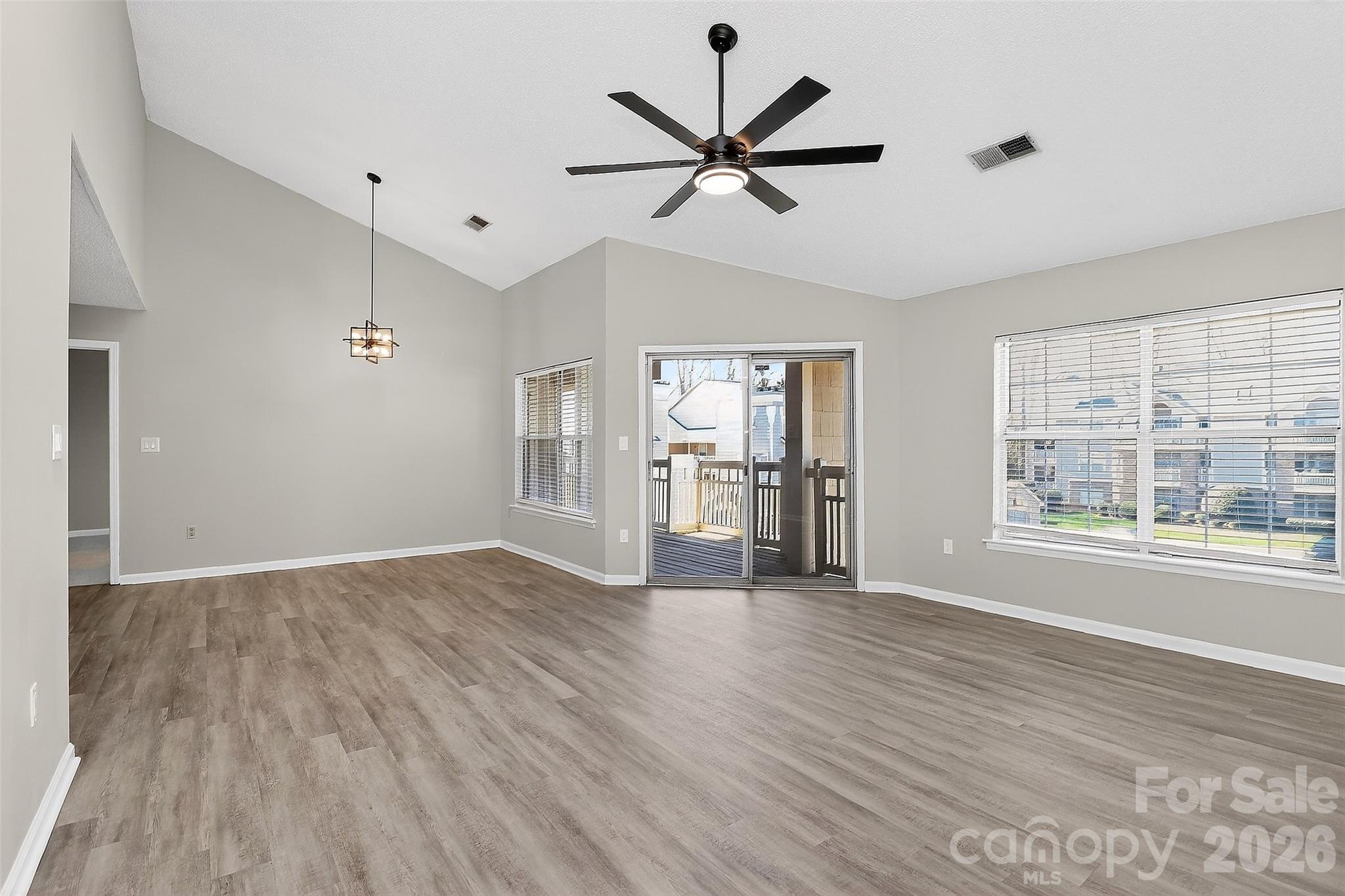 5009 Sharon Road Charlotte NC 28210