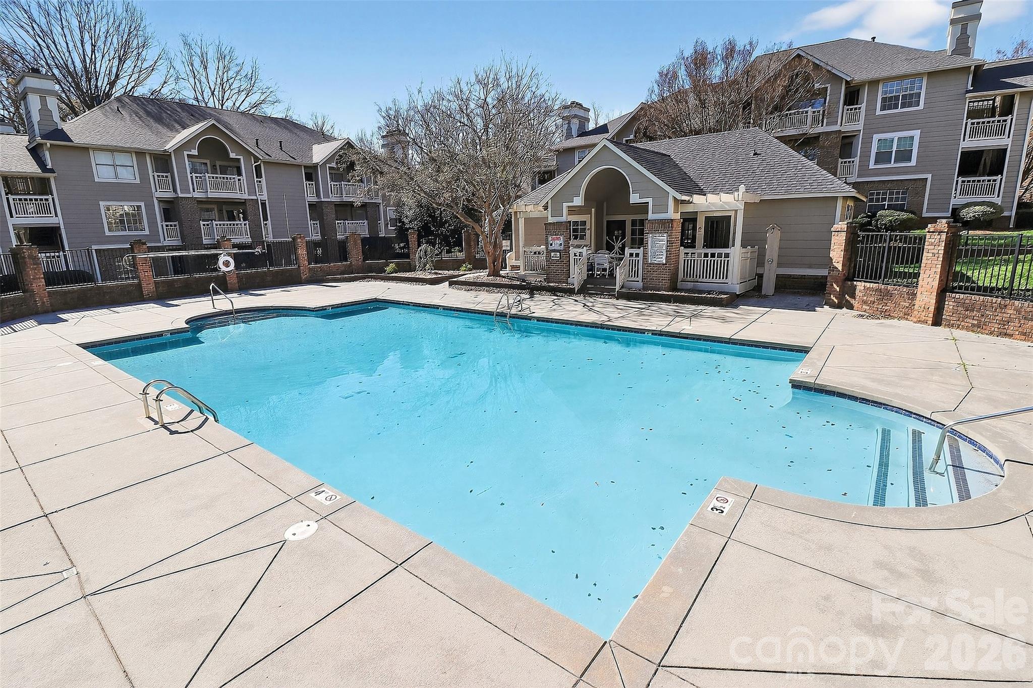 5009 Sharon Road Charlotte NC 28210