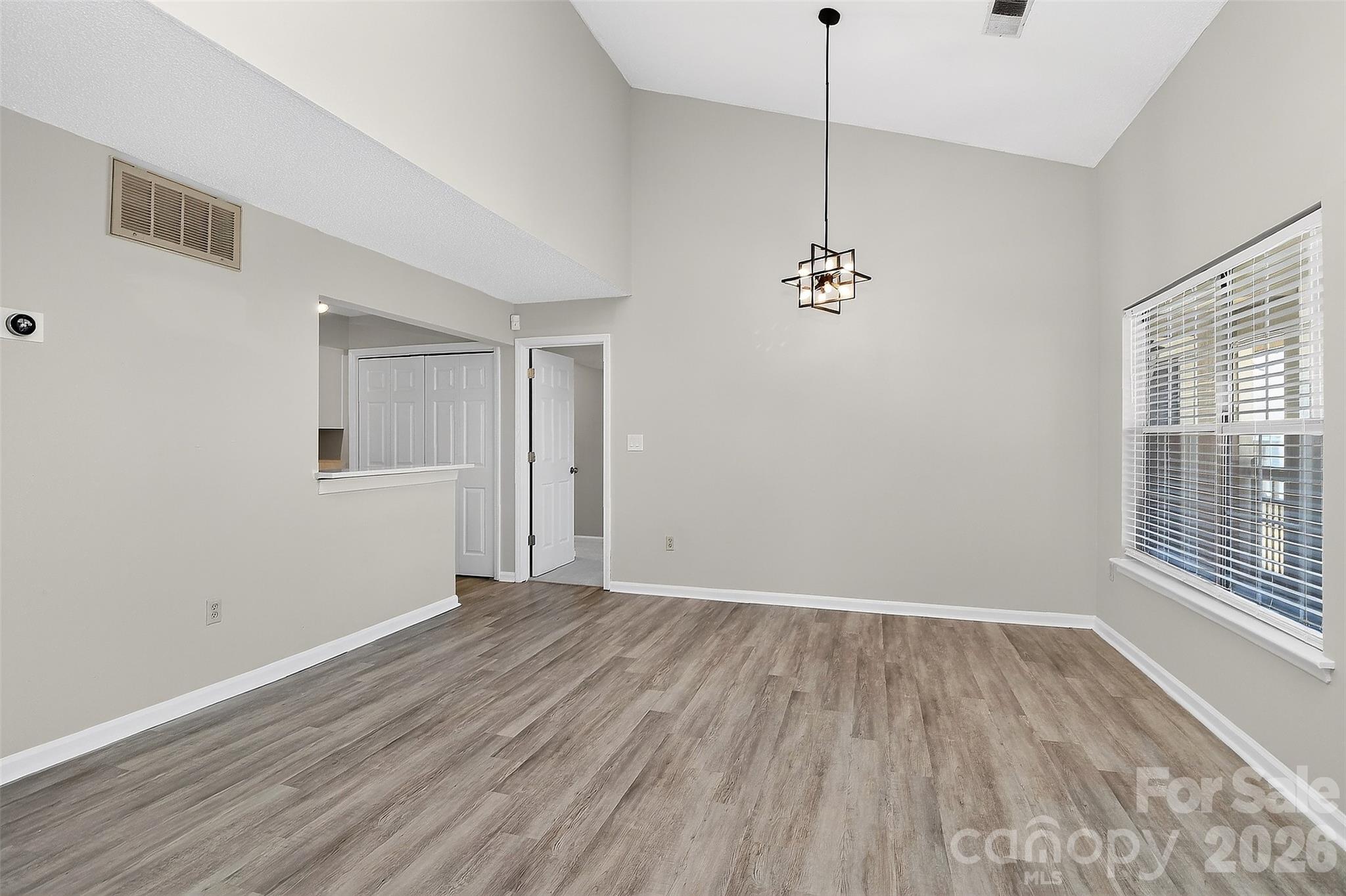 5009 Sharon Road Charlotte NC 28210