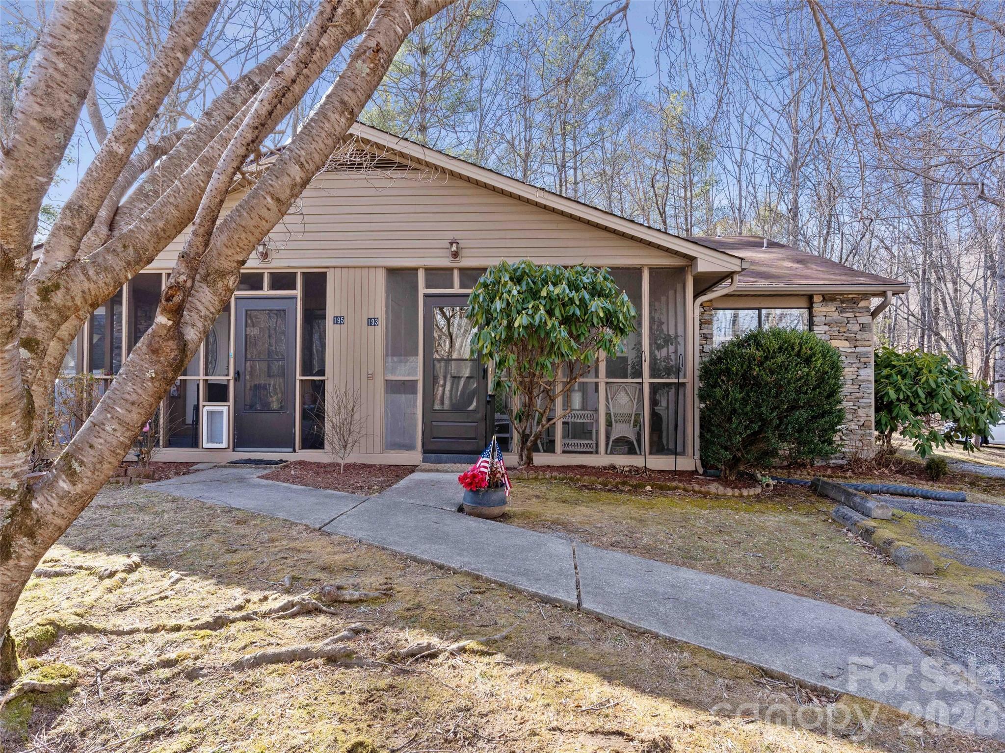 193 Freedom Road Hendersonville NC 28792