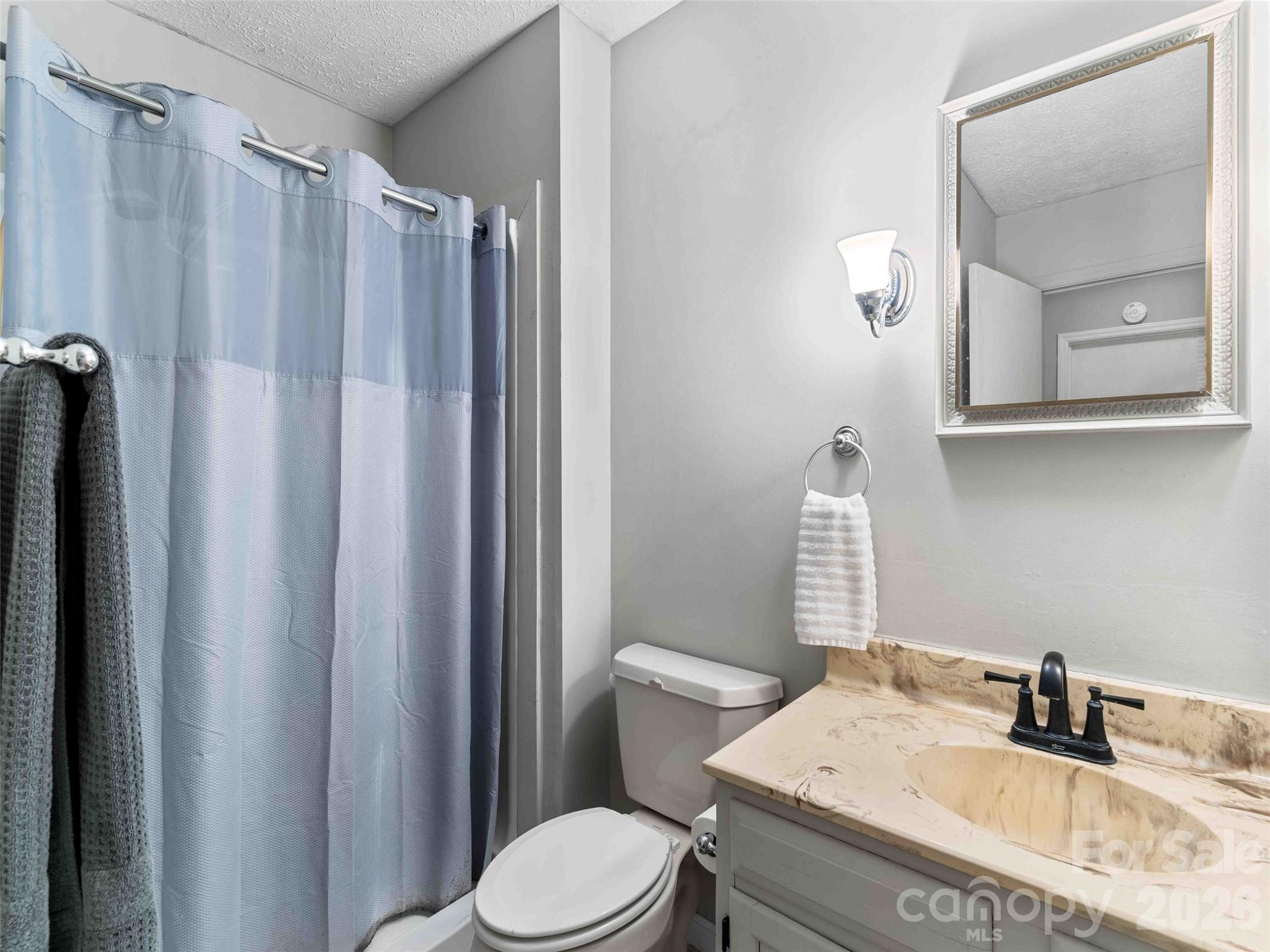 193 Freedom Road Hendersonville NC 28792