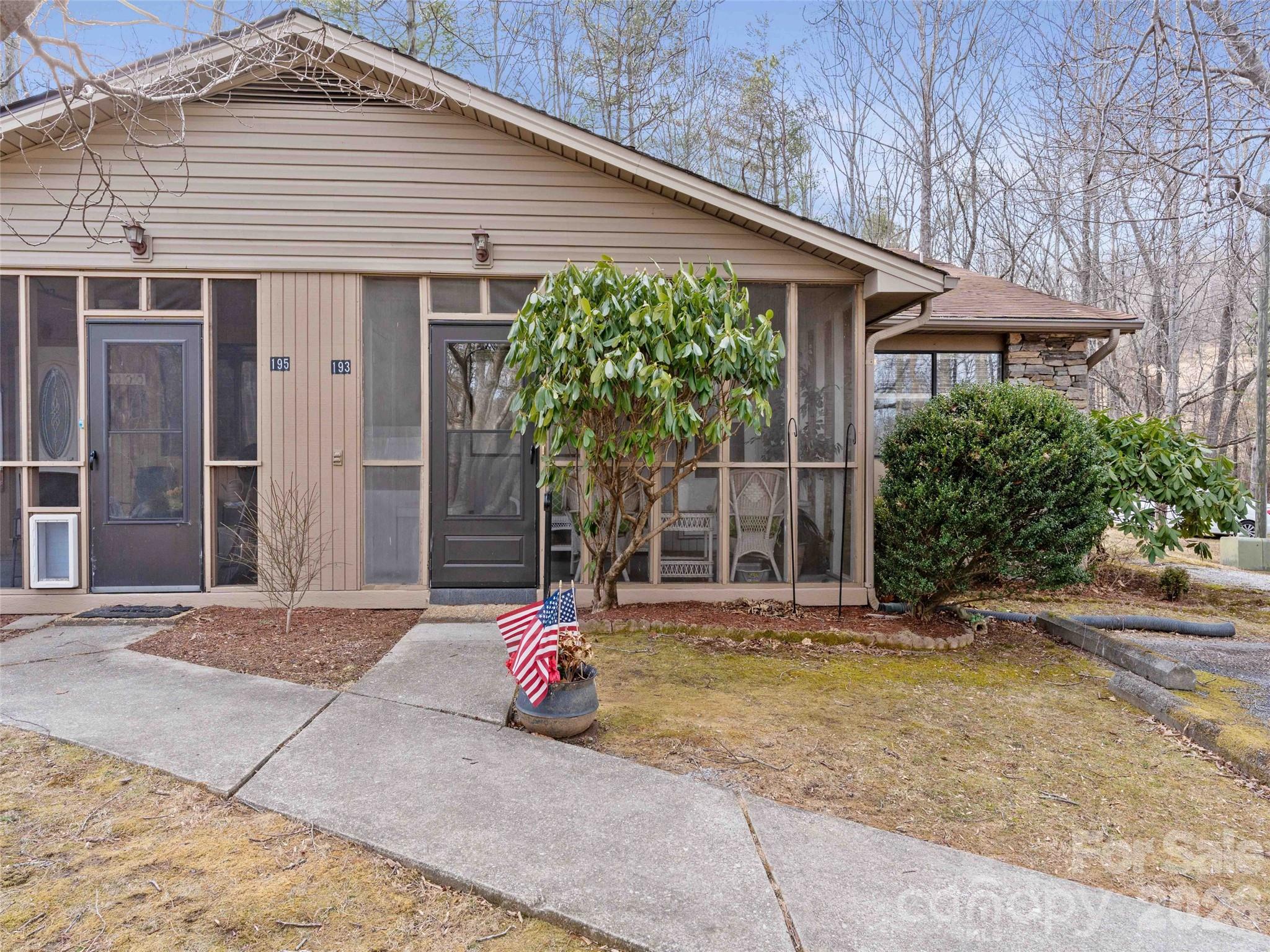 193 Freedom Road Hendersonville NC 28792