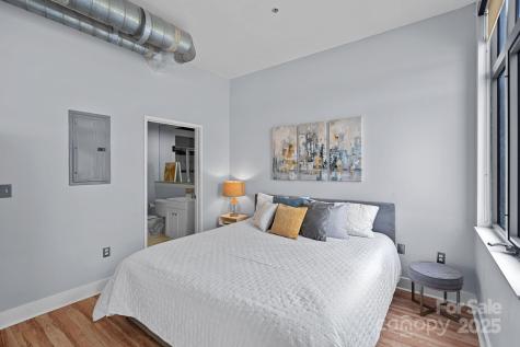 514 W 10th Street Charlotte NC 28202