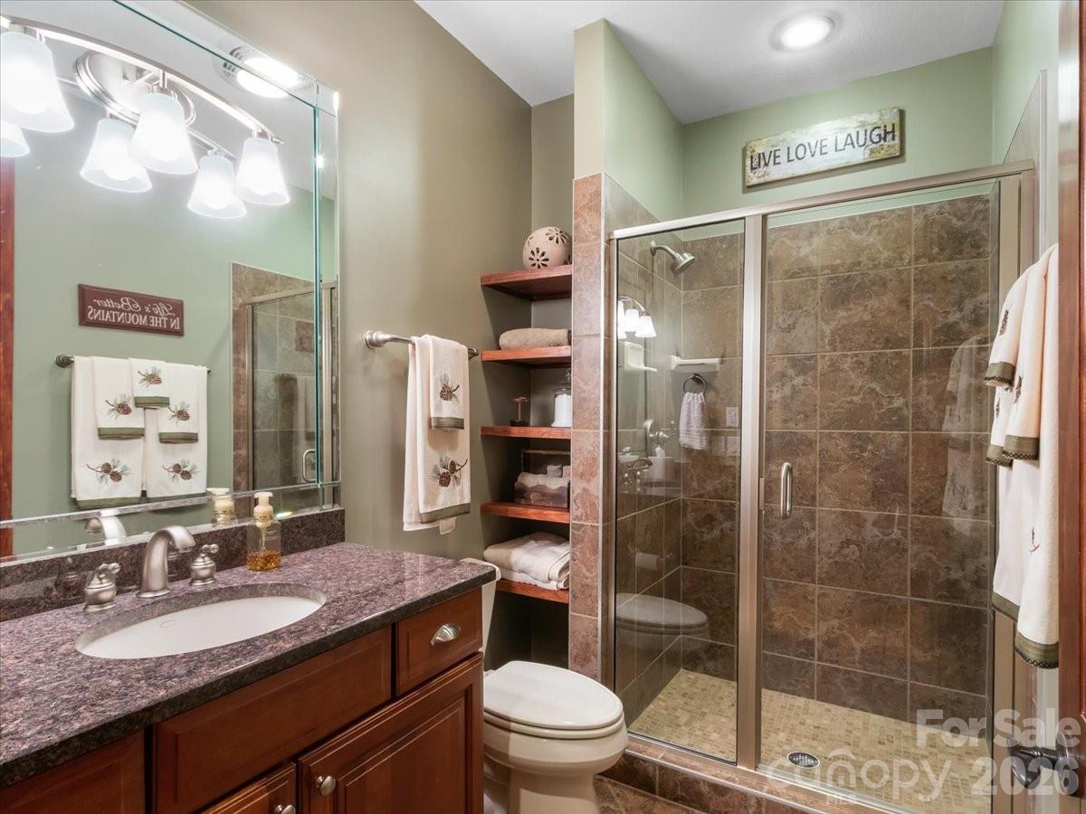 600 Andrew Banks Road Burnsville NC 28714