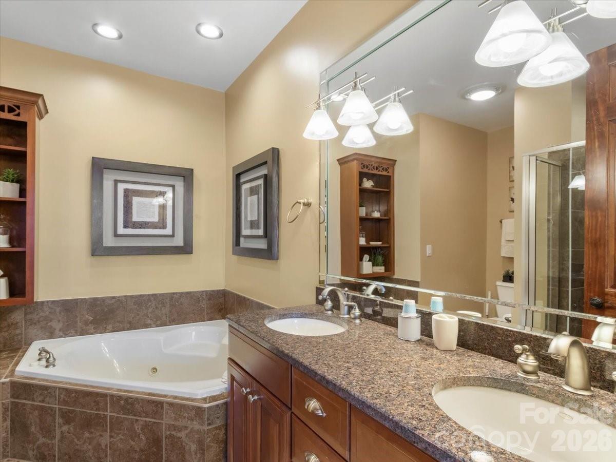 600 Andrew Banks Road Burnsville NC 28714
