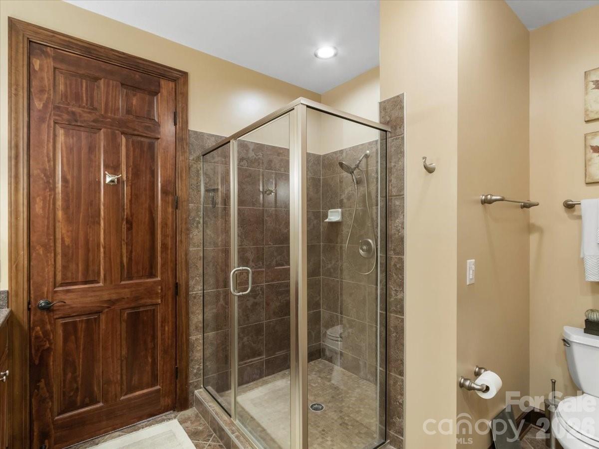 600 Andrew Banks Road Burnsville NC 28714