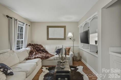 7034 Quail Hill Road Charlotte NC 28210