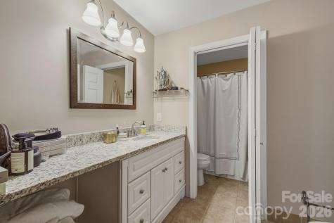 7034 Quail Hill Road Charlotte NC 28210