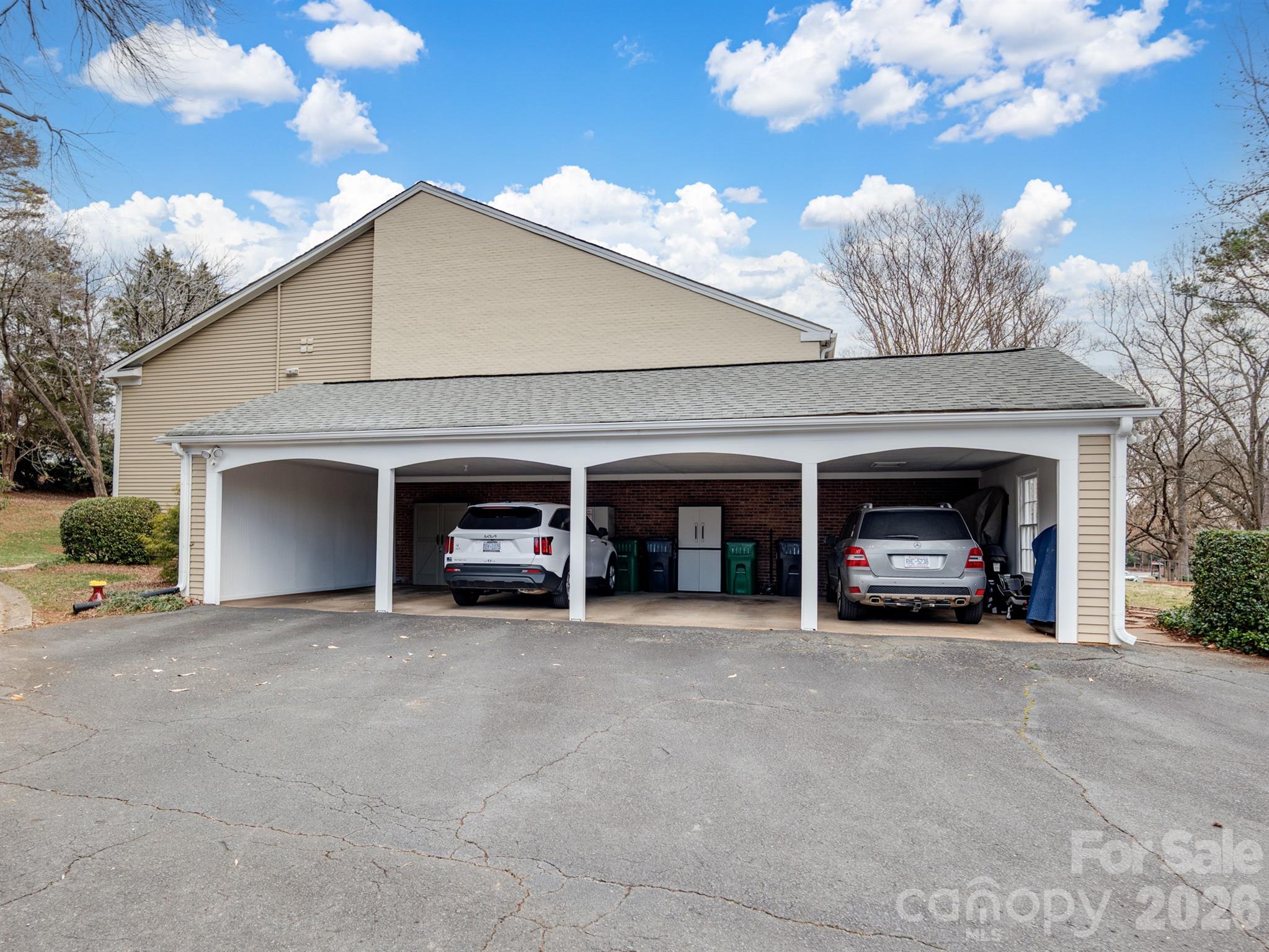 7034 Quail Hill Road Charlotte NC 28210