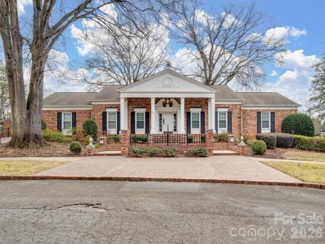 7034 Quail Hill Road Charlotte NC 28210