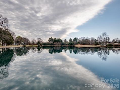 7034 Quail Hill Road Charlotte NC 28210