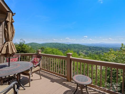 167 Country Ridge Road Laurel Park NC 28739