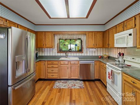 167 Country Ridge Road Laurel Park NC 28739