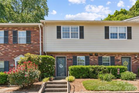 2921 Heathstead Place Charlotte NC 28210