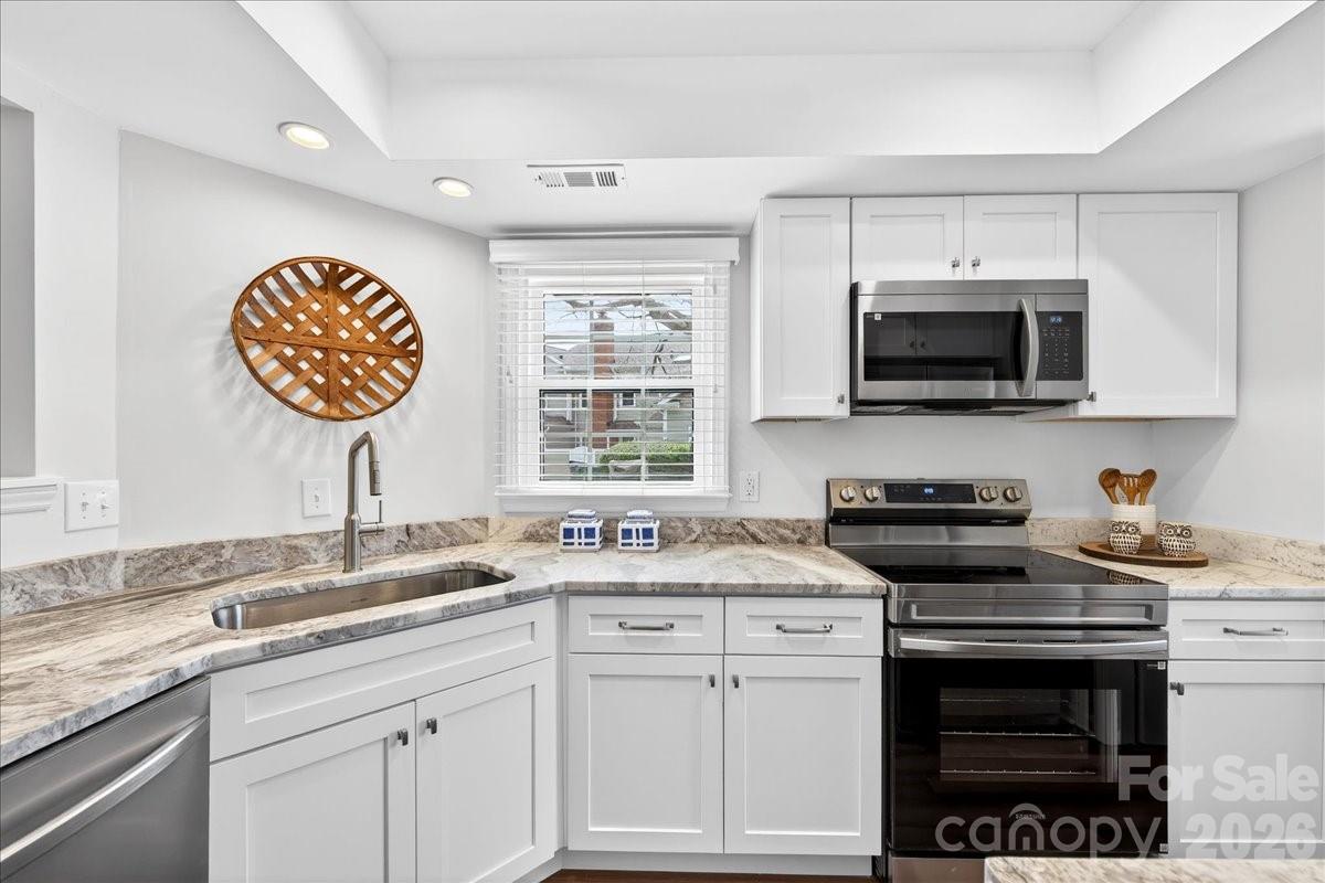 9227 N Vicksburg Park Court Charlotte NC 28210