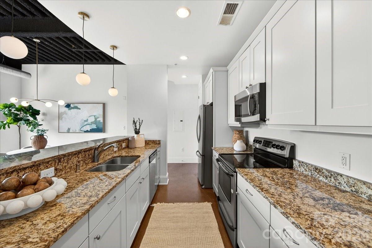 2338 Yadkin Avenue Charlotte NC 28205