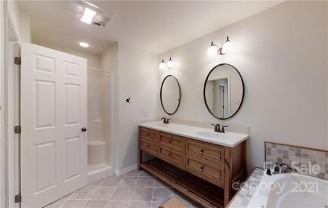 33 Ridge Terrace Asheville NC 28804