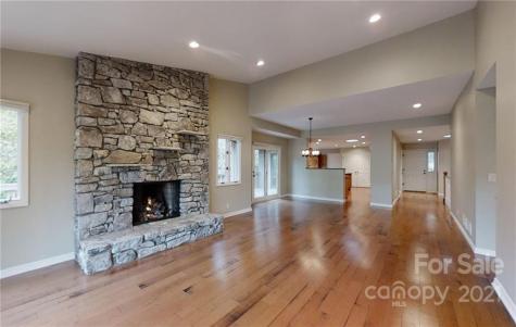 33 Ridge Terrace Asheville NC 28804