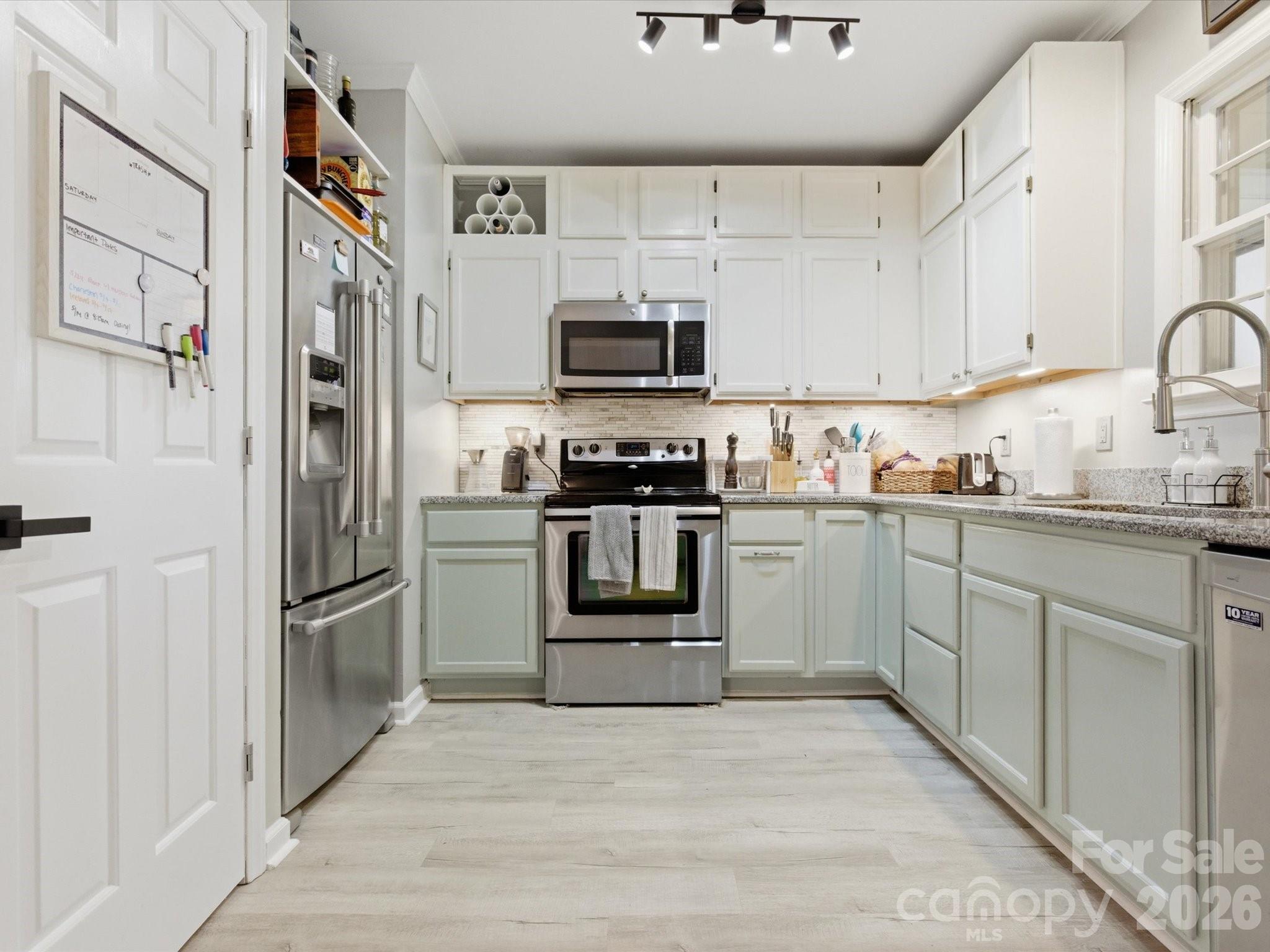 3304 Selwyn Farms Lane Charlotte NC 28209