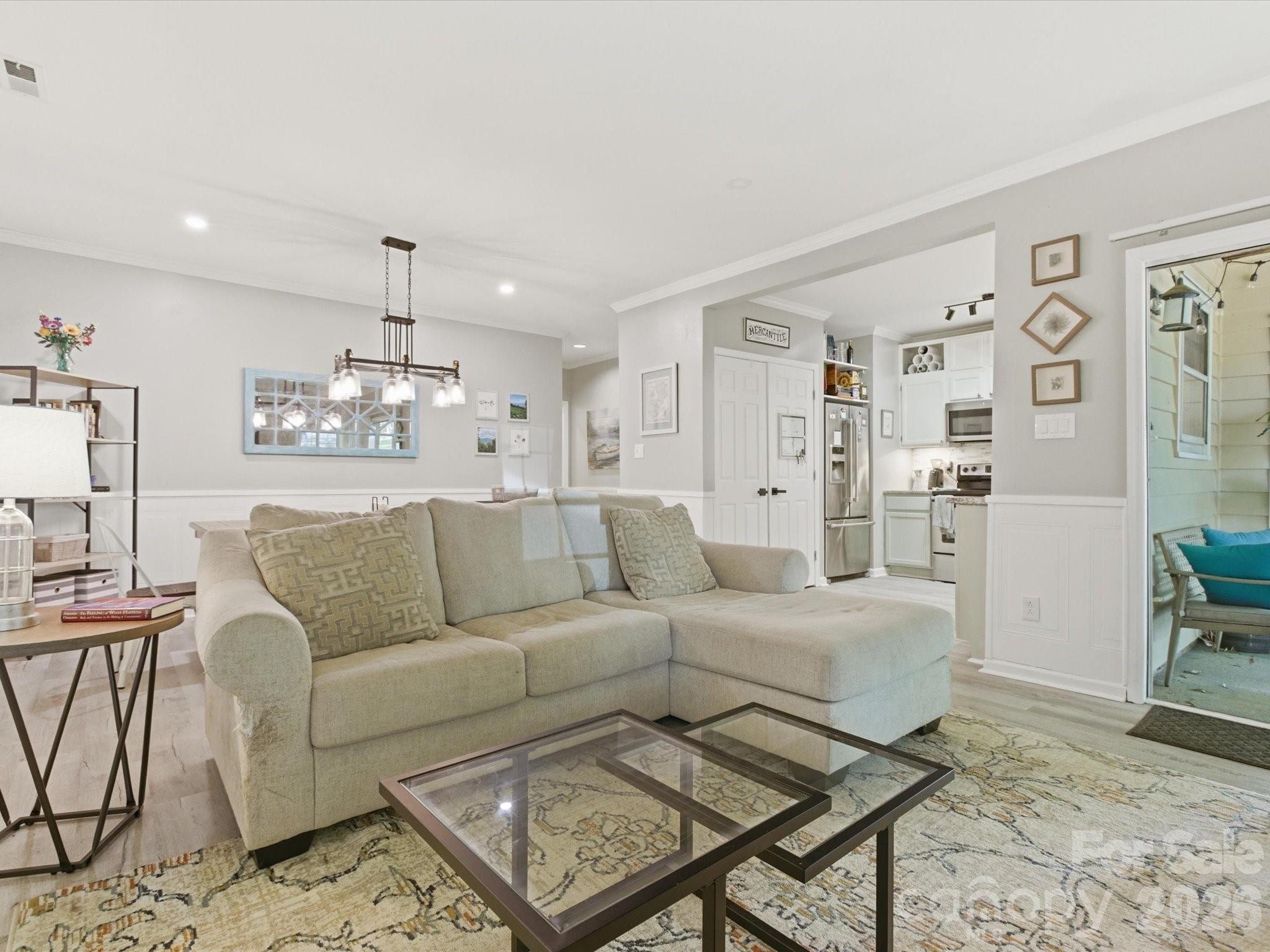 3304 Selwyn Farms Lane Charlotte NC 28209
