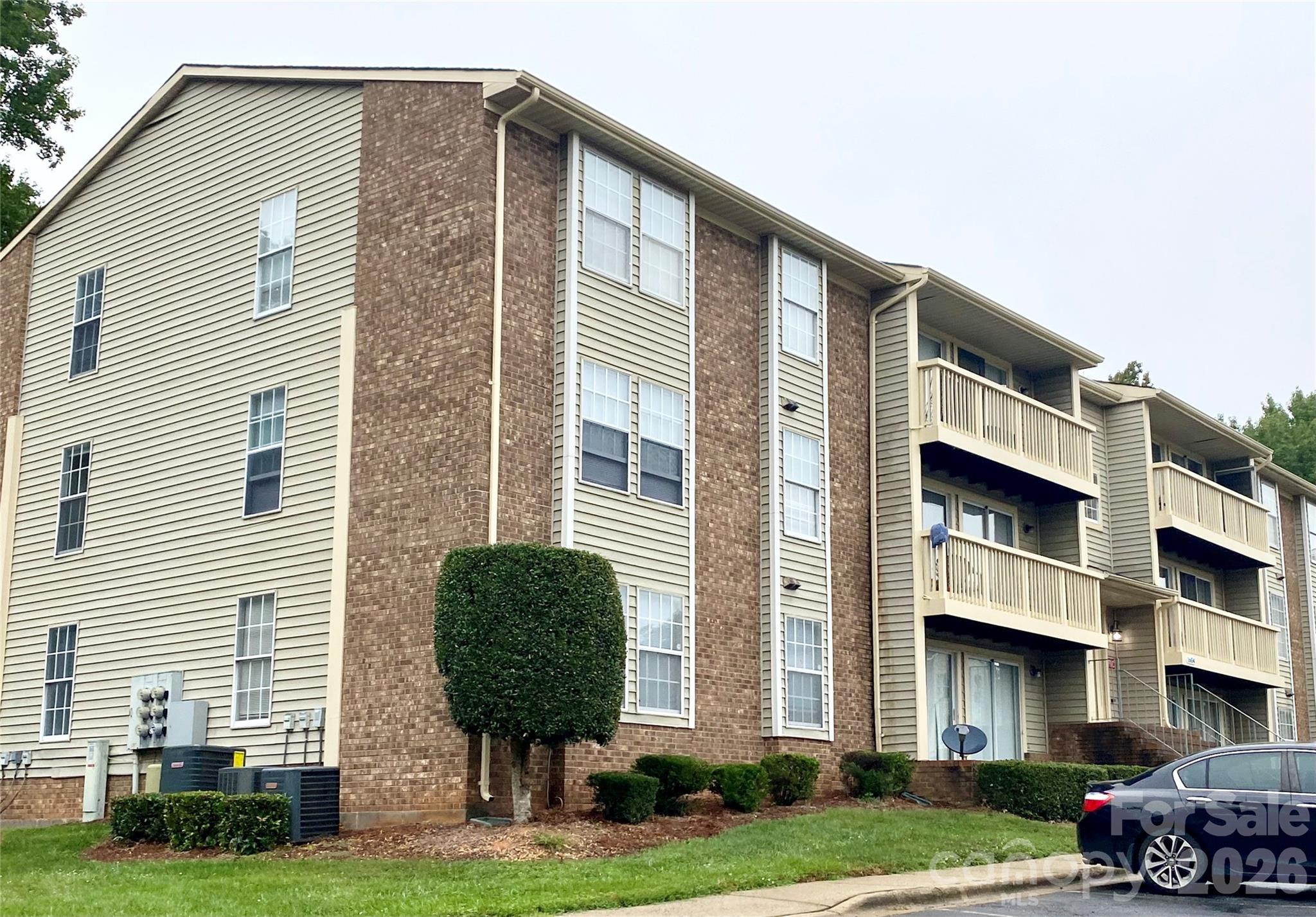 1604 Arlyn Circle Charlotte NC 28213