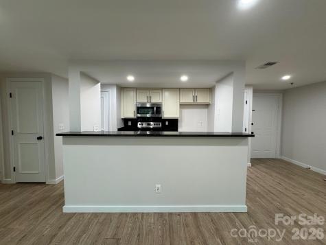 1604 Arlyn Circle Charlotte NC 28213
