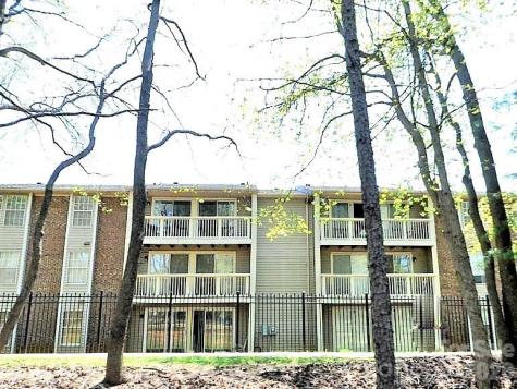 1604 Arlyn Circle Charlotte NC 28213