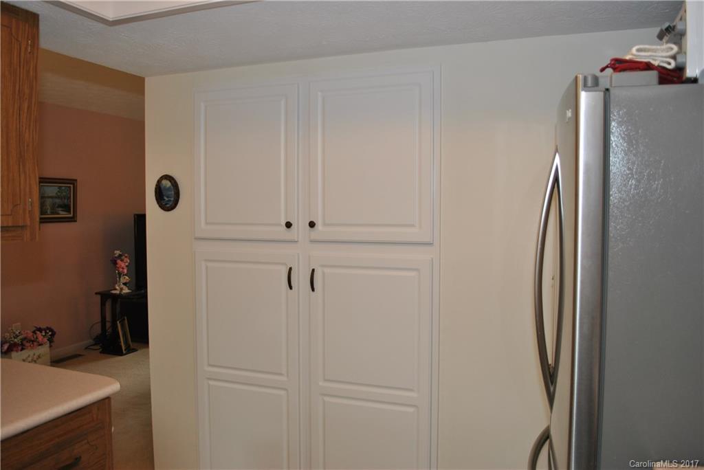 101 Oakwood Place Hendersonville NC 28739