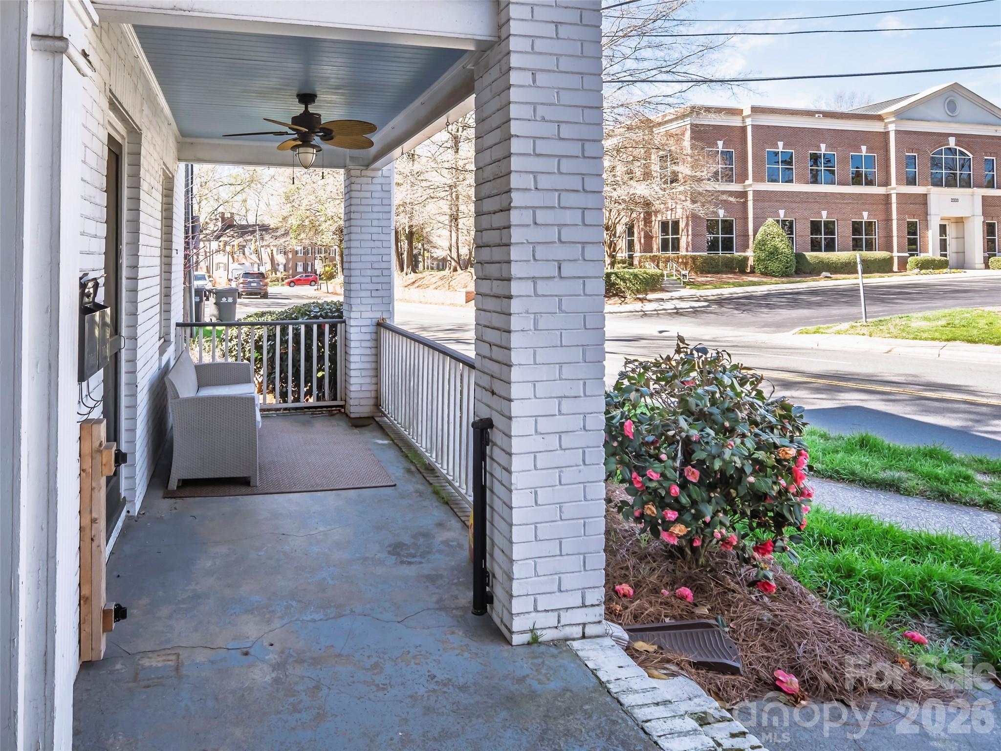 118 N Laurel Avenue Charlotte NC 28207