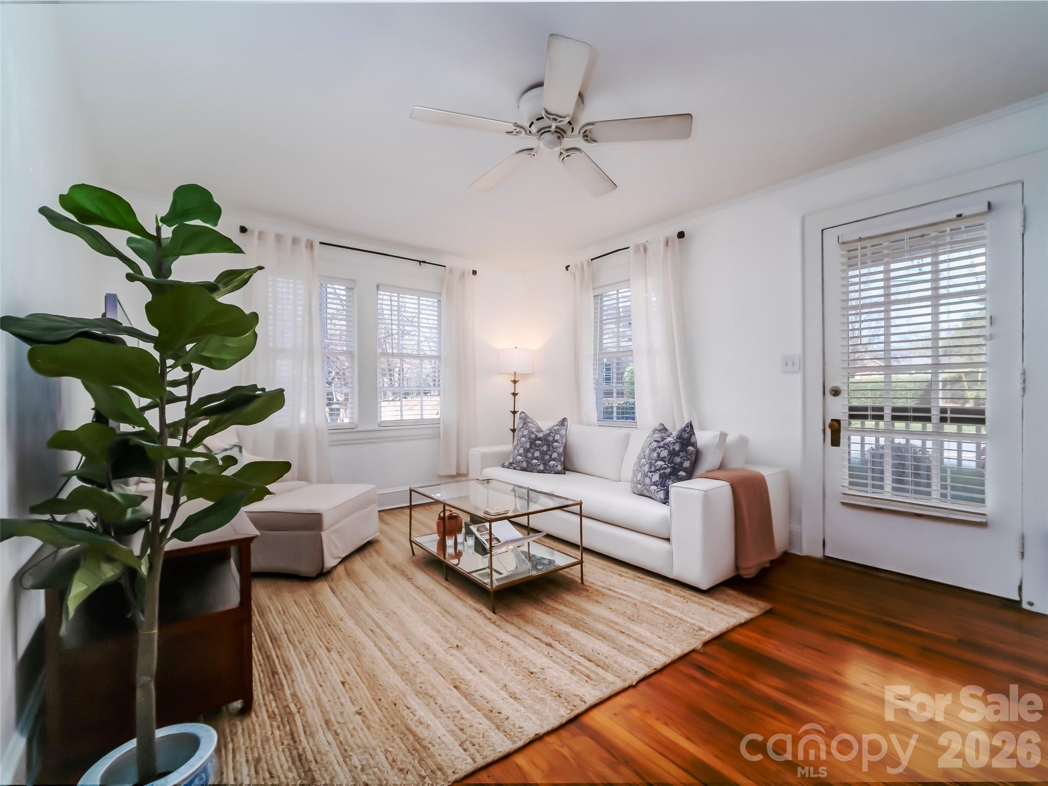 118 N Laurel Avenue Charlotte NC 28207