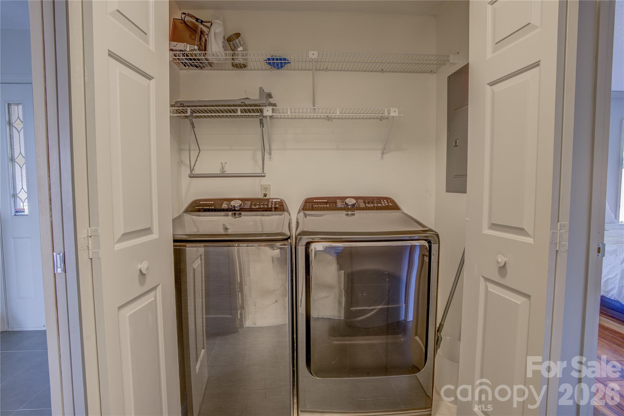 204 Fleetwood Plaza Hendersonville NC 28739