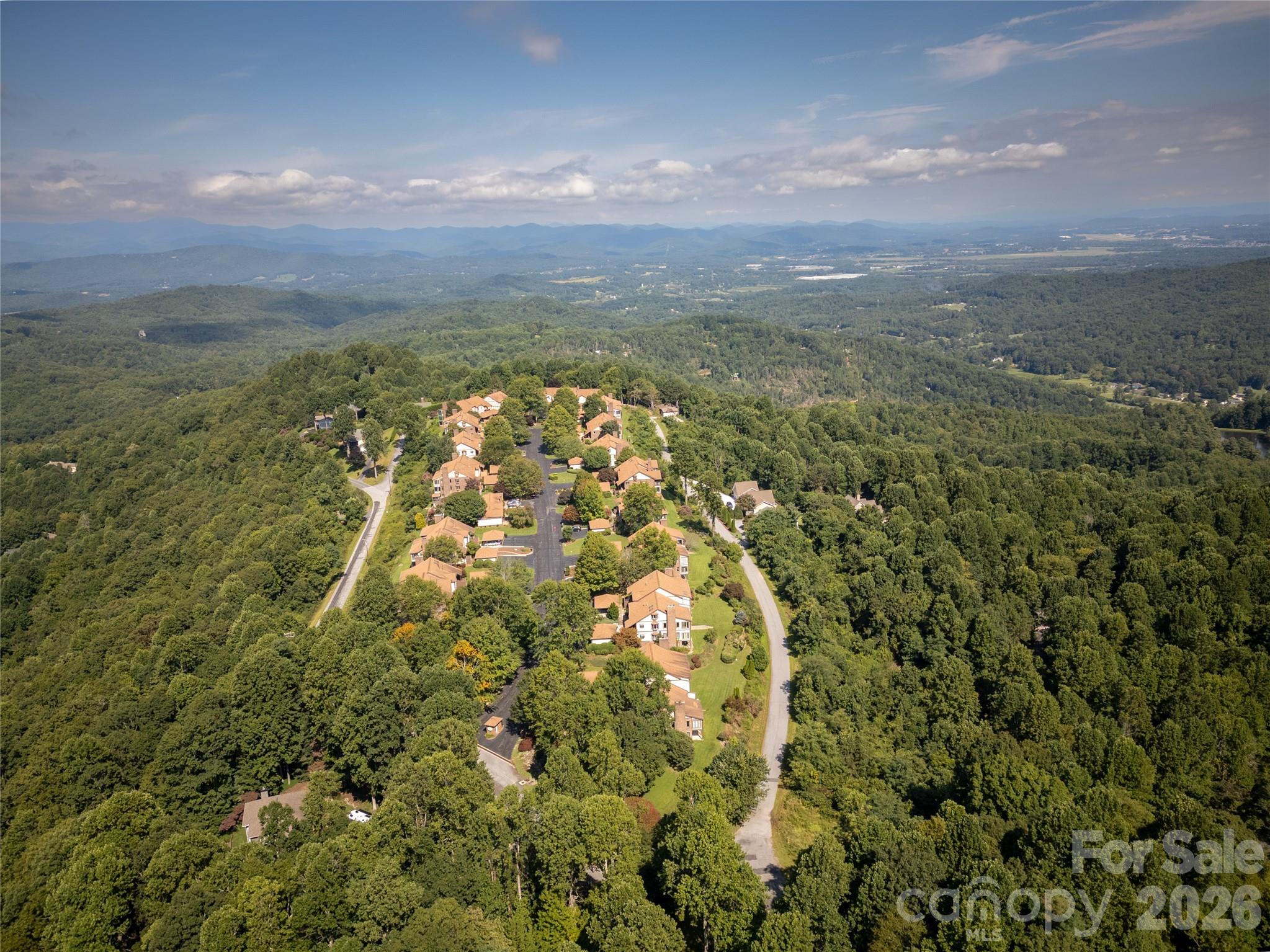 204 Fleetwood Plaza Hendersonville NC 28739