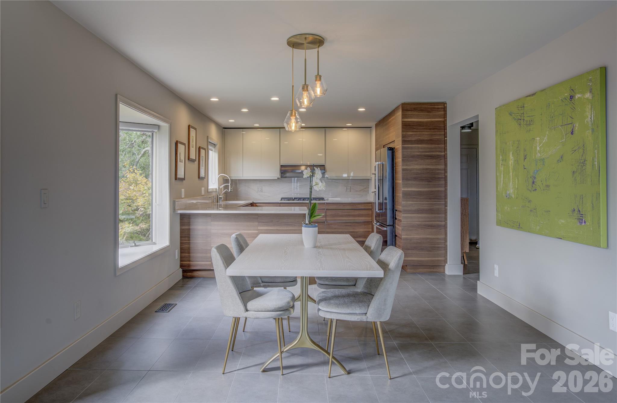 204 Fleetwood Plaza Hendersonville NC 28739