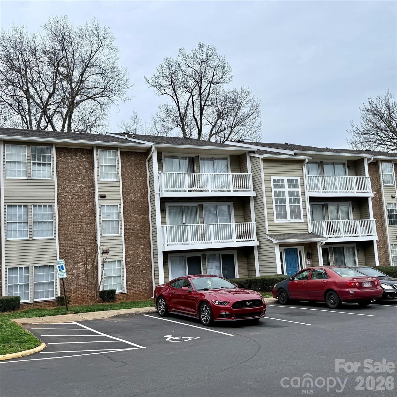 1649 Arlyn Circle Charlotte NC 28213