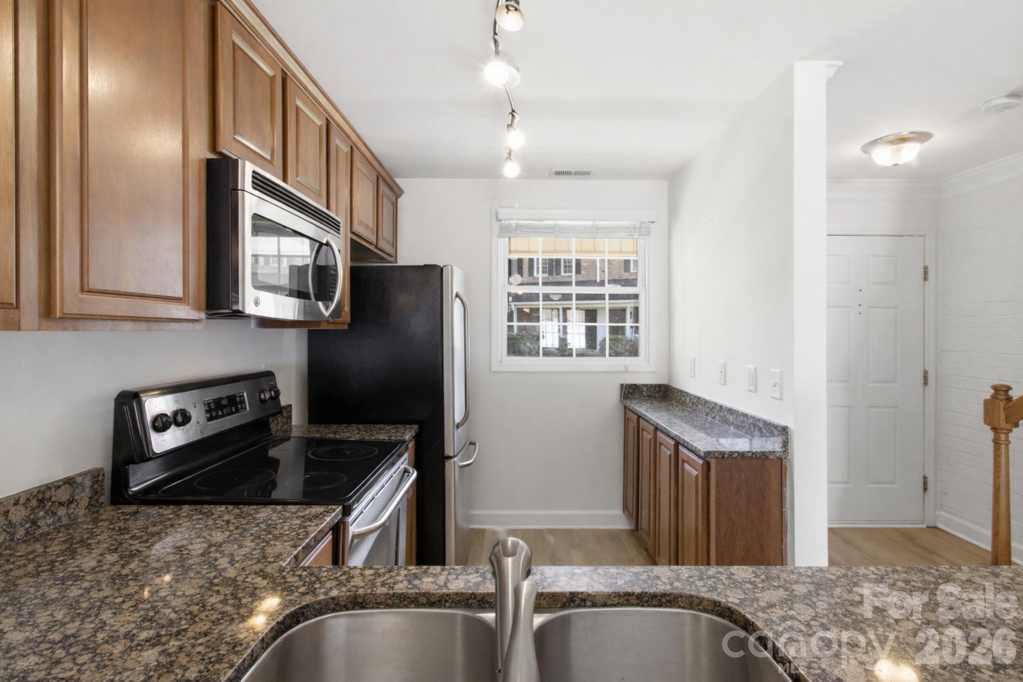 1336 Green Oaks Lane Charlotte NC 28205