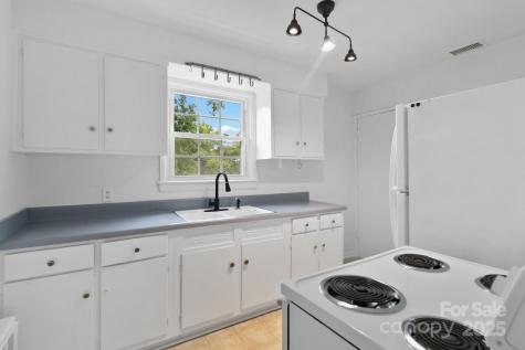 343 Wakefield Drive Charlotte NC 28209