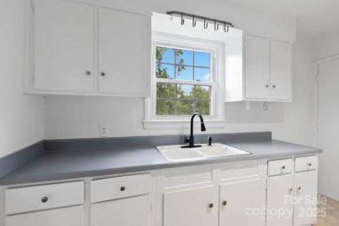343 Wakefield Drive Charlotte NC 28209