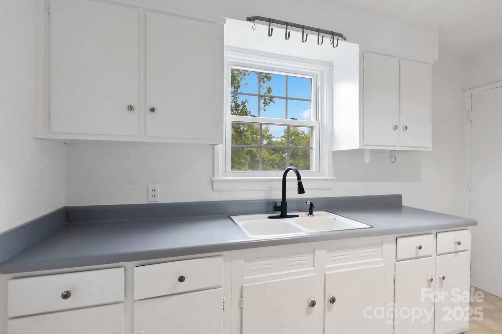343 Wakefield Drive Charlotte NC 28209