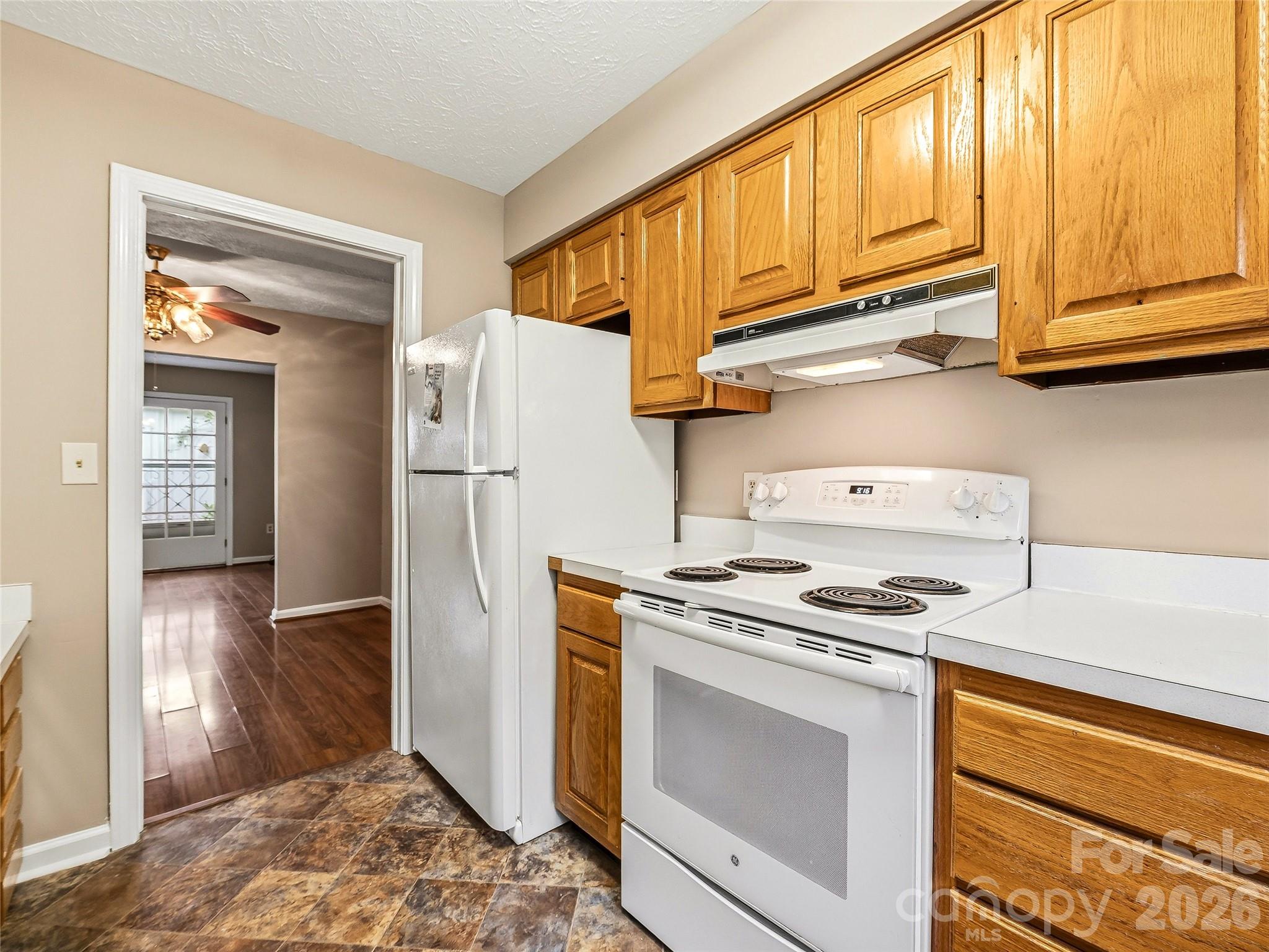 1409 Kensington Road Hendersonville NC 28791