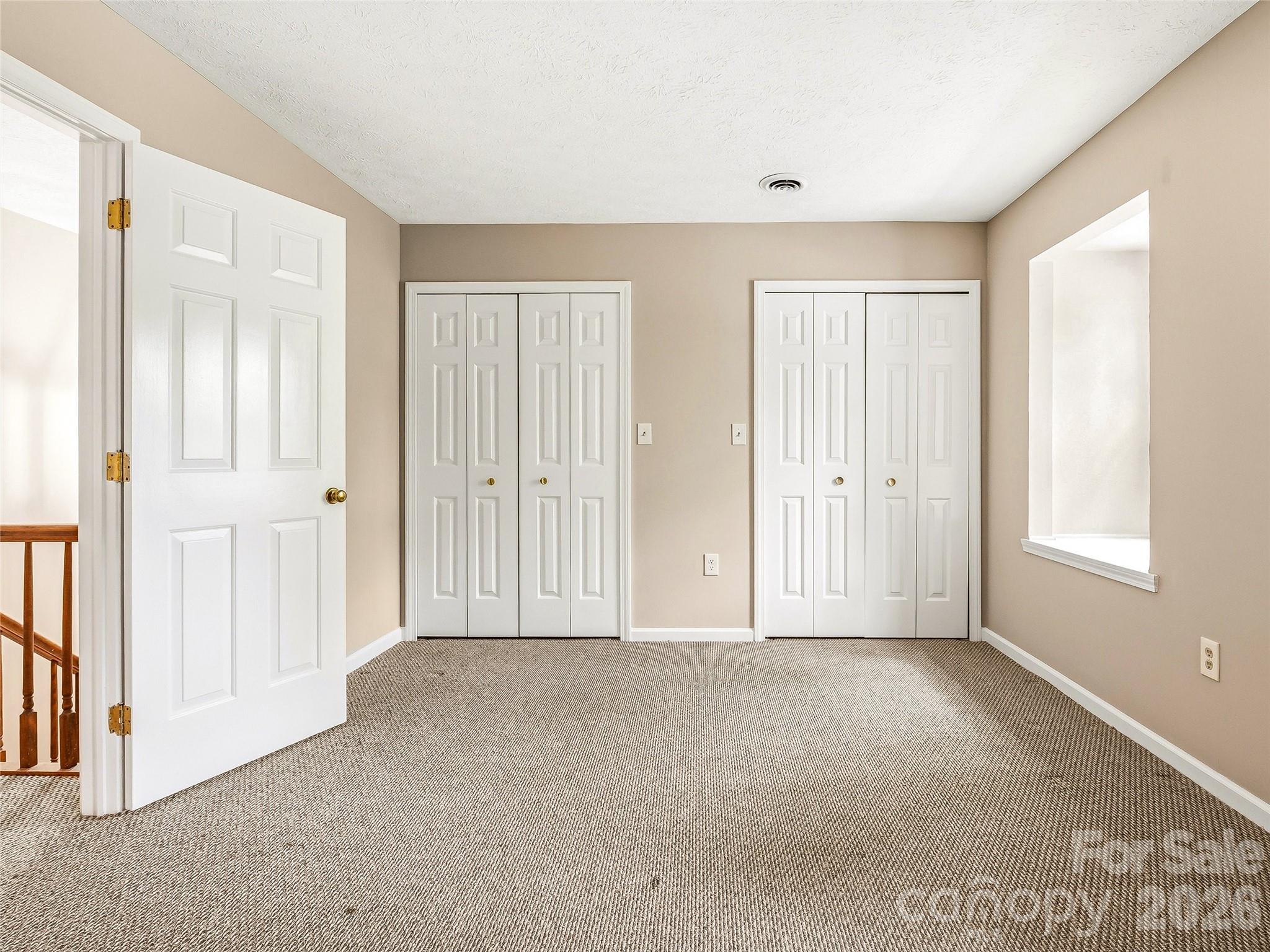 1409 Kensington Road Hendersonville NC 28791