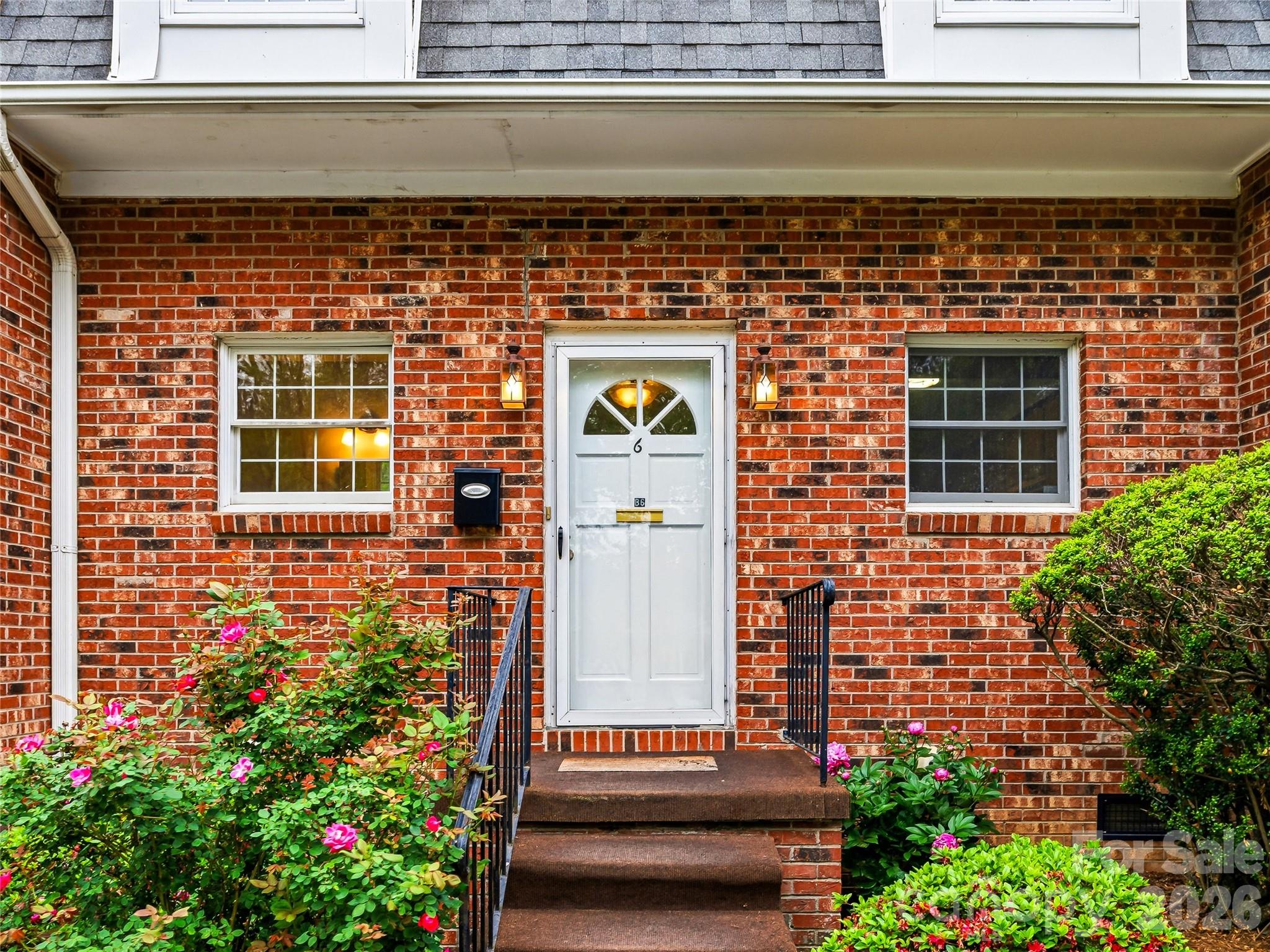 1409 Kensington Road Hendersonville NC 28791