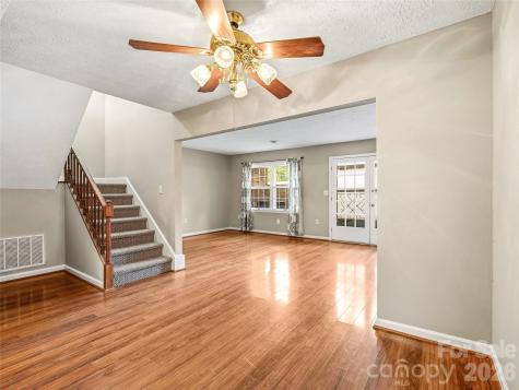 1409 Kensington Road Hendersonville NC 28791