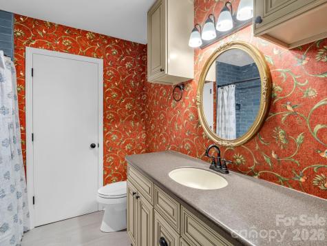44 Jervey Road Tryon NC 28782