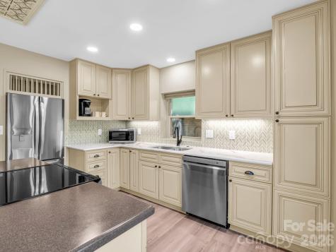 44 Jervey Road Tryon NC 28782