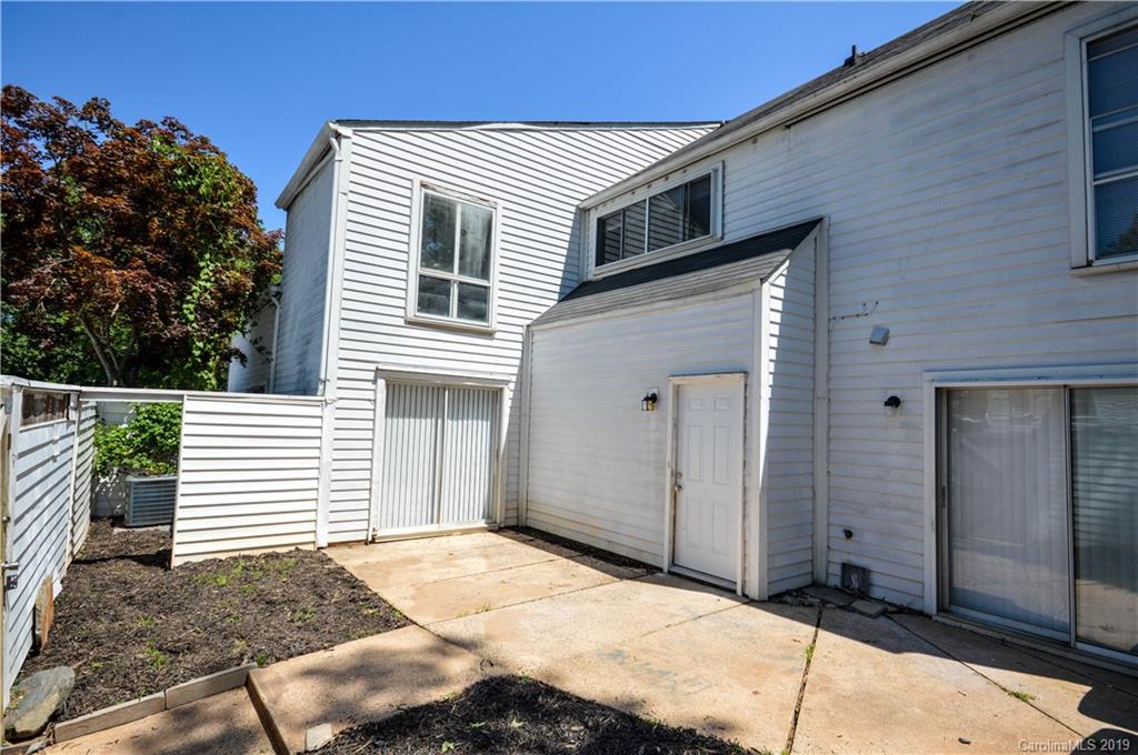 7001 Stonington Lane Charlotte NC 28227