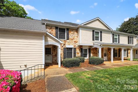 7124 Quail Meadow Lane Charlotte NC 28210